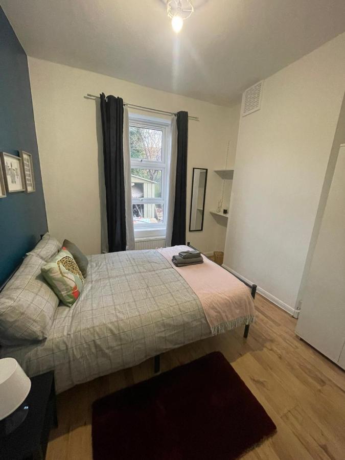 Contemporary Private Rooms Near Central London Ngoại thất bức ảnh