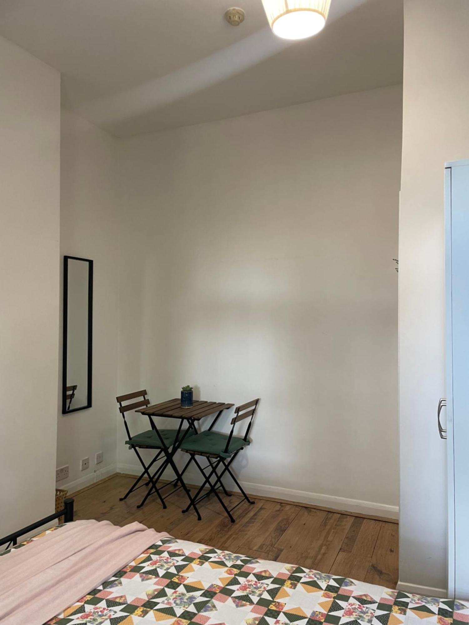 Contemporary Private Rooms Near Central London Ngoại thất bức ảnh
