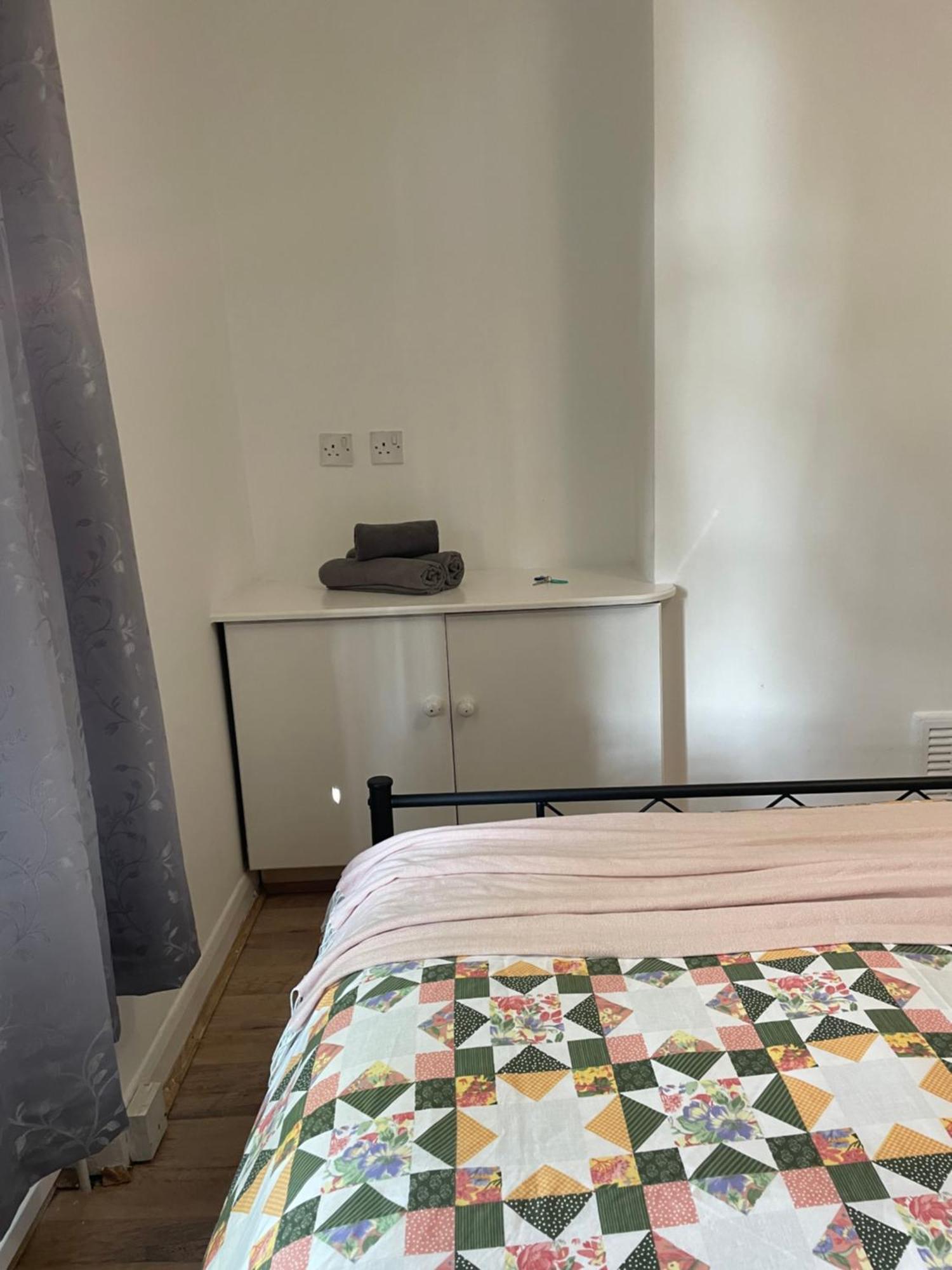 Contemporary Private Rooms Near Central London Ngoại thất bức ảnh