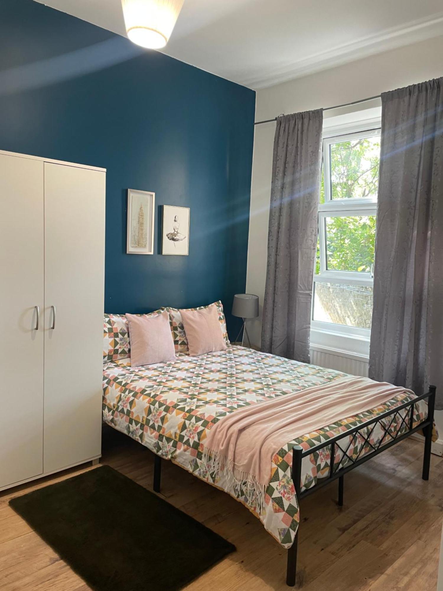 Contemporary Private Rooms Near Central London Ngoại thất bức ảnh